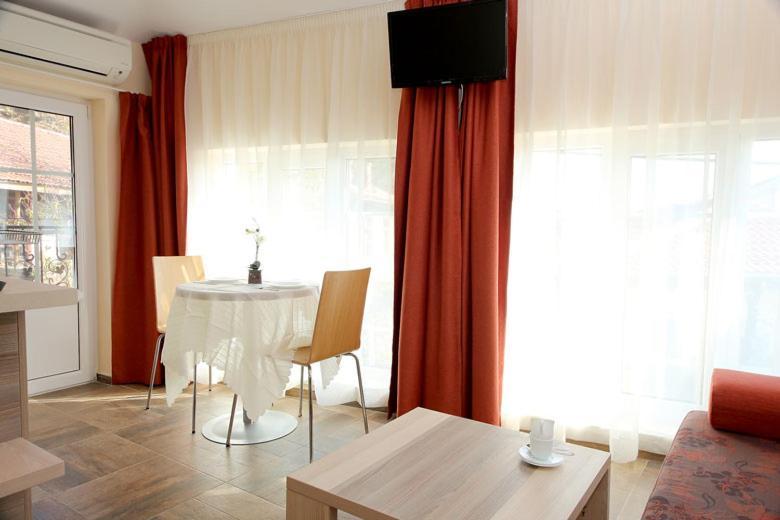 Къщата С Чешмата Appartement Veliko Tarnovo Buitenkant foto